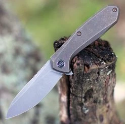 We Knife 2005A Mote, 2.66" CPM S35VN Gray Stonewash Plain Blade, Bronze Titanium Handle