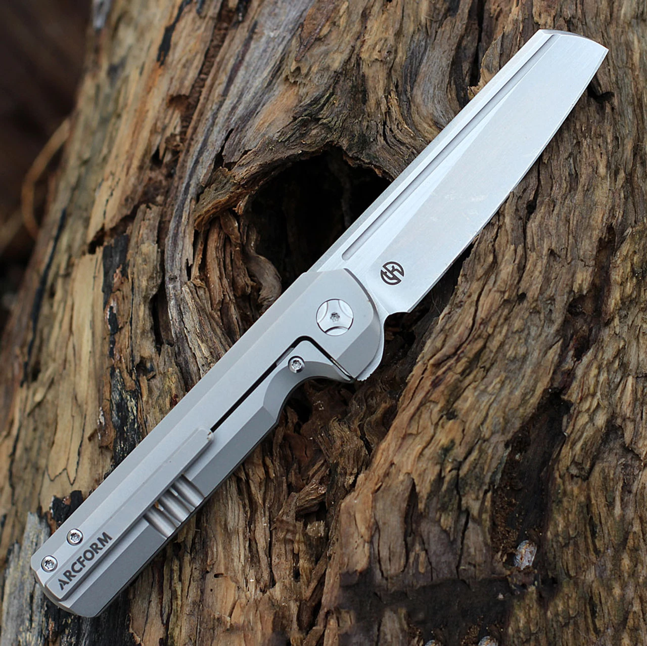Arcform Slimfoot Folding - Ti / Gray G10 (3.5" M390 Satin Sheepsfoot) ARC-121 4 Arcform Slimfoot Folding - Ti / Gray G10 (3.5" M390 Satin Sheepsfoot) ARC-121 - Image 2