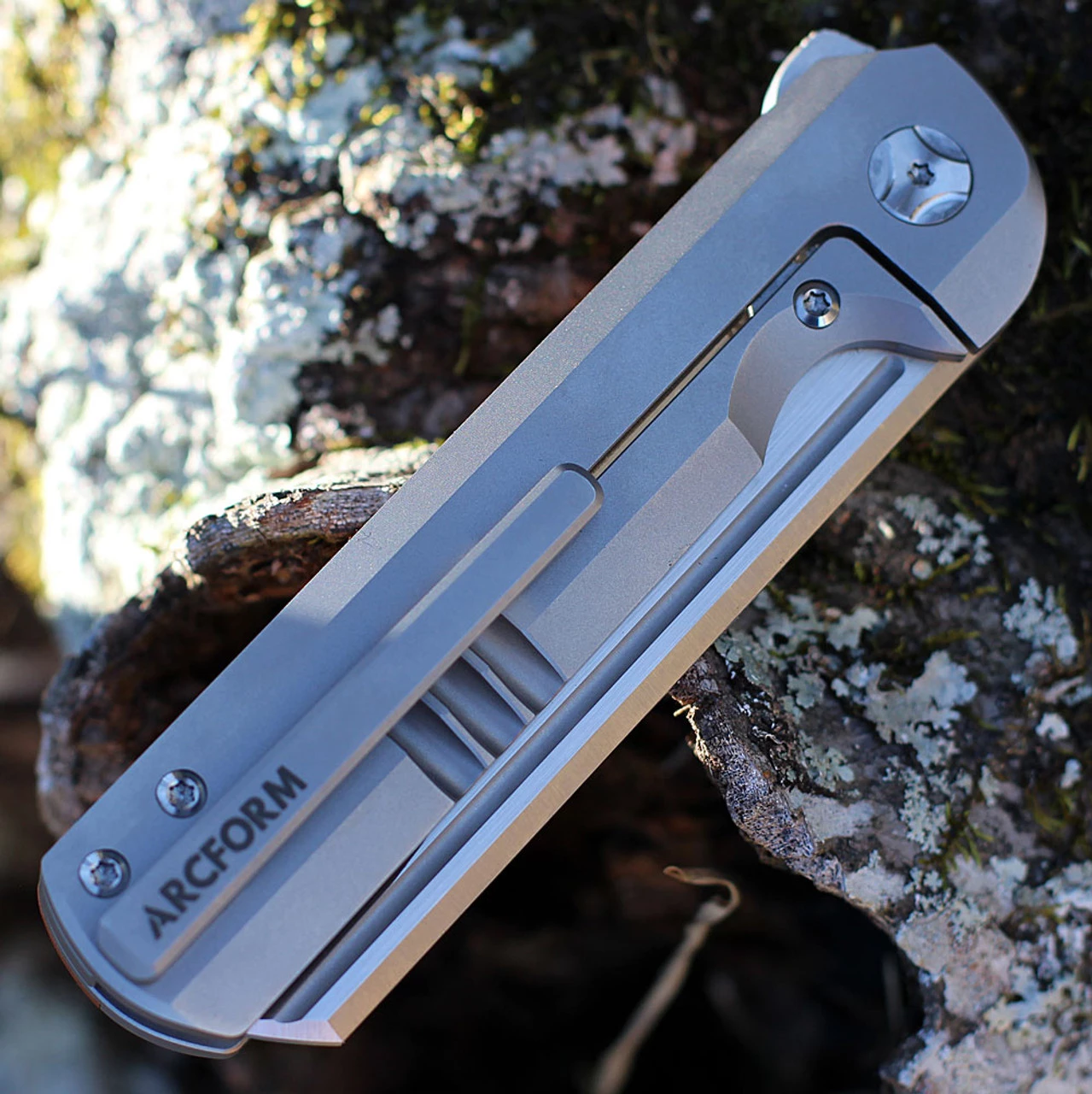 Arcform Slimfoot Folding - Ti / Copper (3.5" M390 SW Sheepsfoot) ARC-005 6 Arcform Slimfoot Folding - Ti / Copper (3.5" M390 SW Sheepsfoot) ARC-005 - Image 4