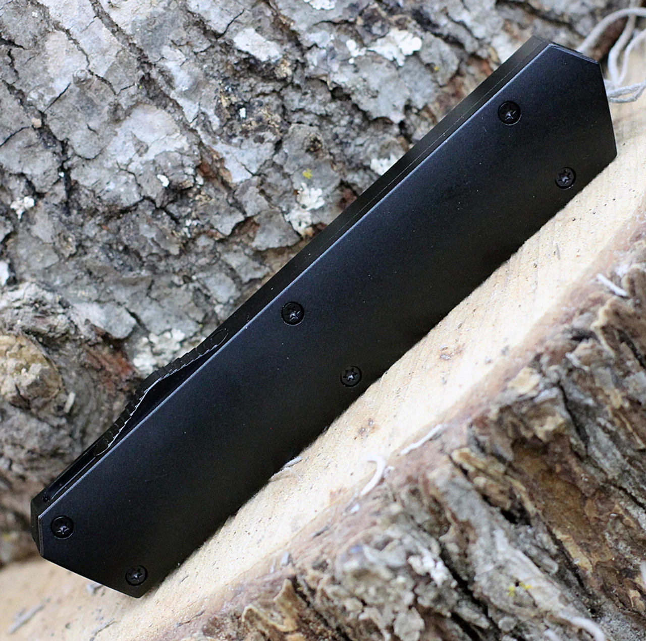 Boker Plus USA Kwaiken OTF Automatic Blk (3.2" D2 Satin) 06EX551 6 Boker Plus USA Kwaiken OTF Automatic Blk (3.2" D2 Satin) 06EX551 - Image 4