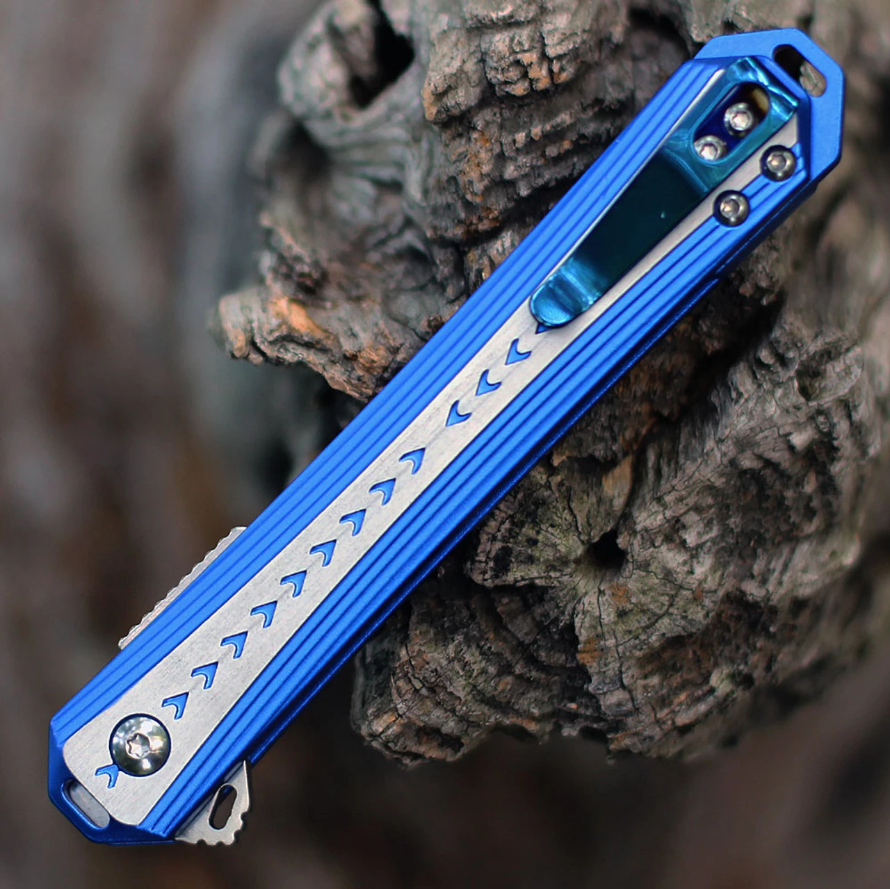 CRKT Stickler Assist Folder - Blue /Gray (3.38" 12C27 Satin) 6710 5 CRKT Stickler Assist Folder - Blue /Gray (3.38" 12C27 Satin) 6710 - Image 3