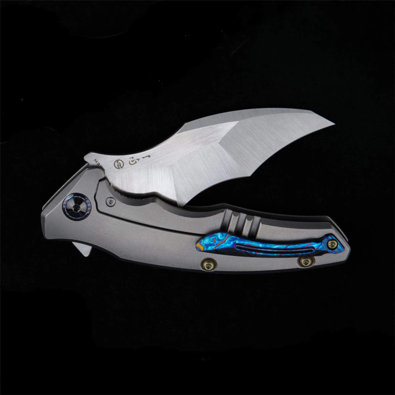 Maxace Dragon Gray Ti /Gold Spacer (3.9" M390 Satin) MDG02 5 Maxace Dragon Gray Ti /Gold Spacer (3.9" M390 Satin) MDG02 - Image 3