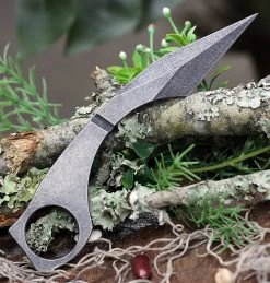 Jake Hoback Karamback HOB012, 2.0" CTS-40CP Fallout Black Plain Blade One-Piece Construction, Kydex Sheath