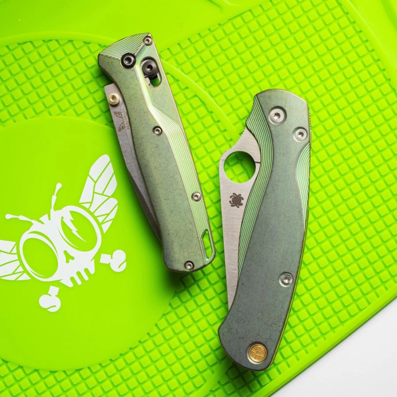 Flytanium Limited Edition "Terra Firma" Ti Lotus - Spyderco PM2 4 Flytanium Limited Edition "Terra Firma" Ti Lotus - Spyderco PM2 - Image 2